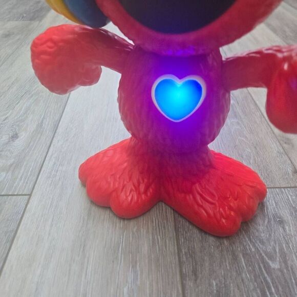 Sesame Street Let's Dance Elmo: 12-inch Elmo Toy Sings Sesame Street Toy for Kid - Picture 2 of 15